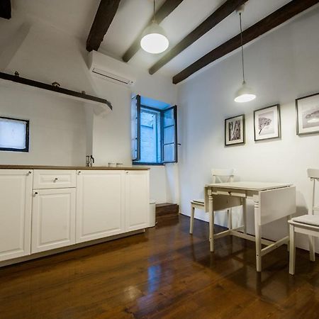 Studio Apartment Casa Di Pietra Rovinj Exterior foto